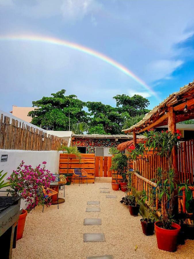 Wabi Hostel Плайя-дель-Кармен Екстер'єр фото