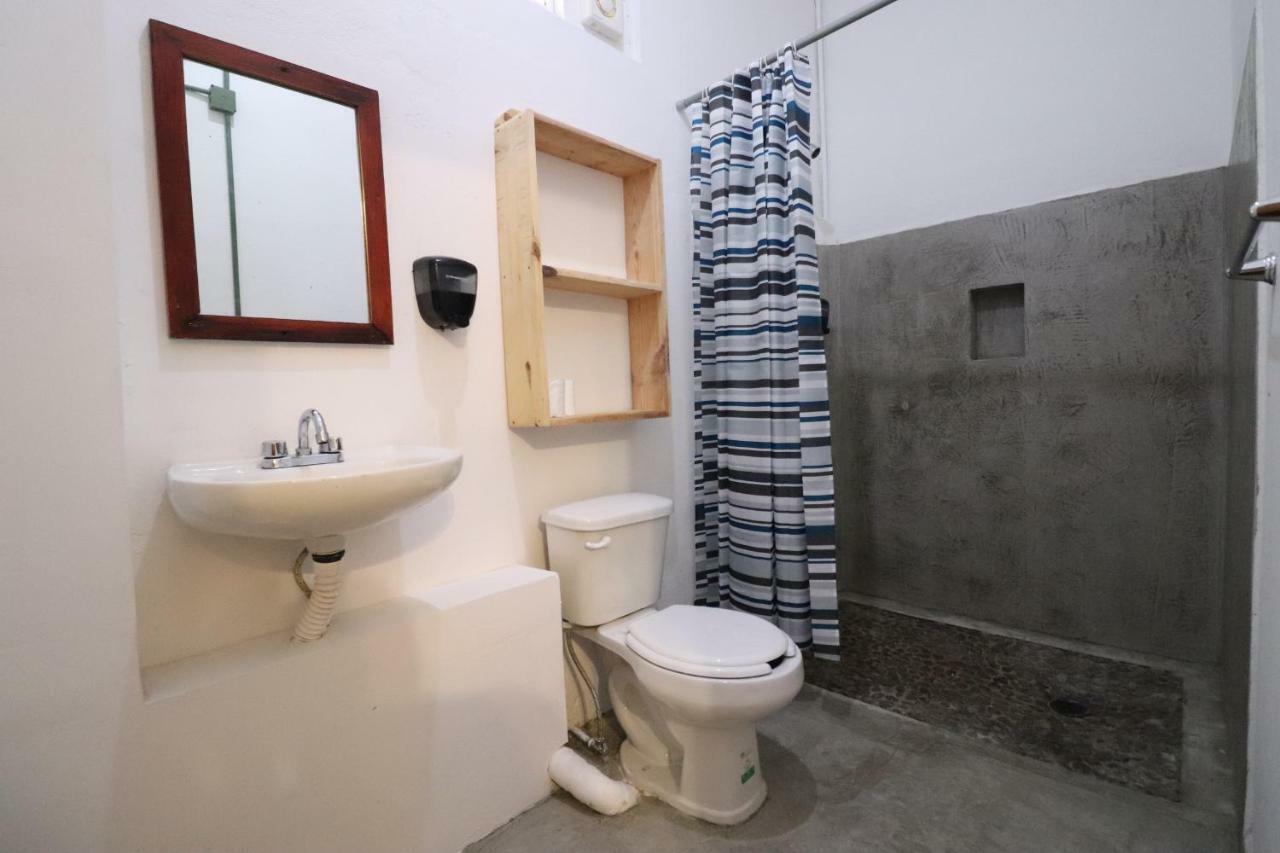 Wabi Hostel Плайя-дель-Кармен Екстер'єр фото